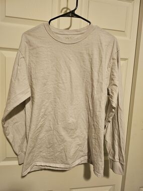 Fruit of the Loom White Long Sleeve Crewneck Shirt